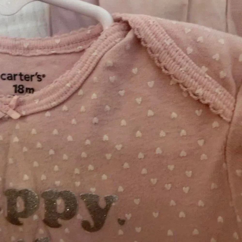 Carters Baby girl 4 piece Onesie/ 2 Leggins Bundle 18 Month